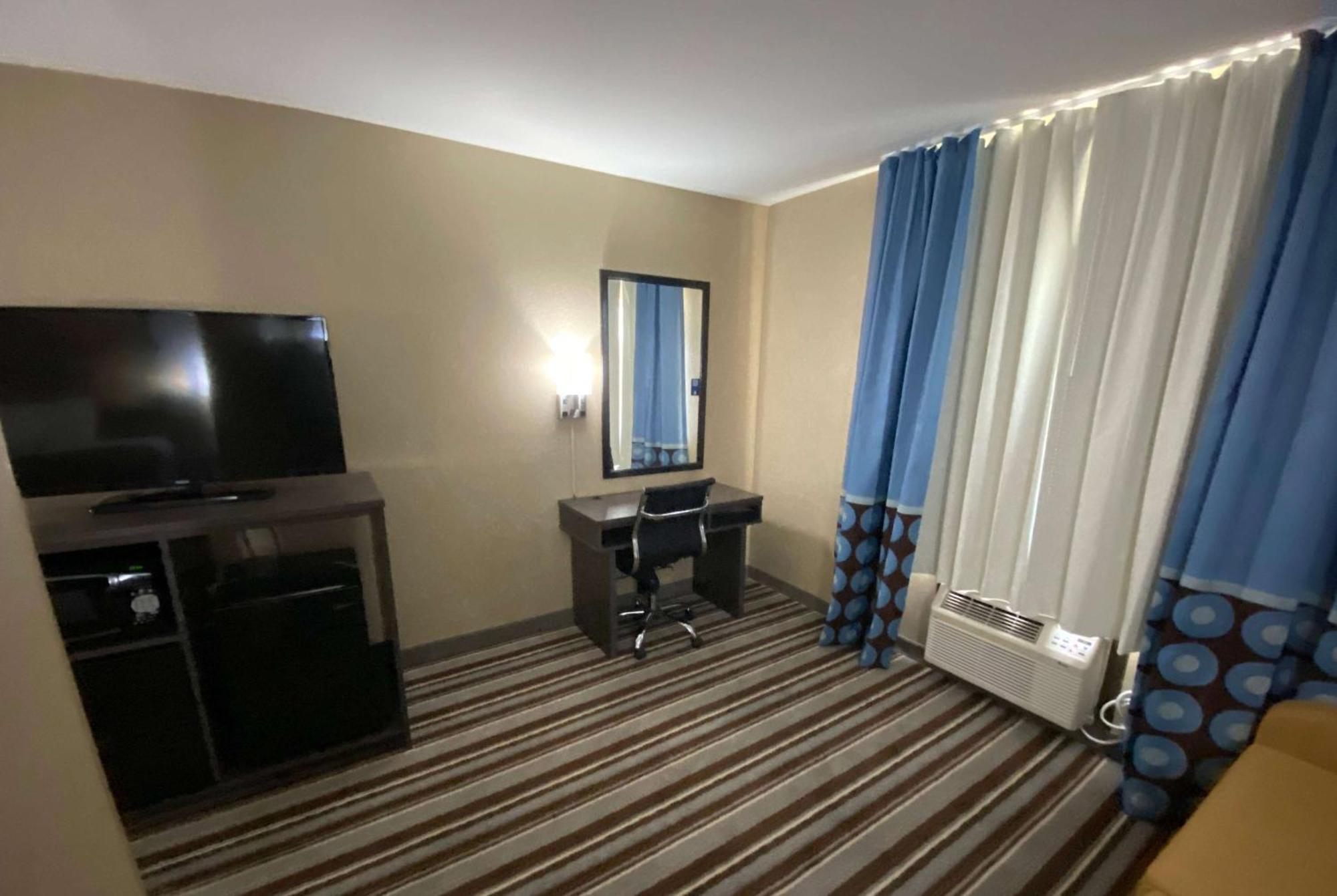 Отель Super 8 By Wyndham Independence Ks Экстерьер фото